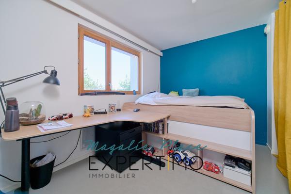 Bron (69500) Rare en maison HPE construite en 2014 à 30 minutes de lyon Bellecour