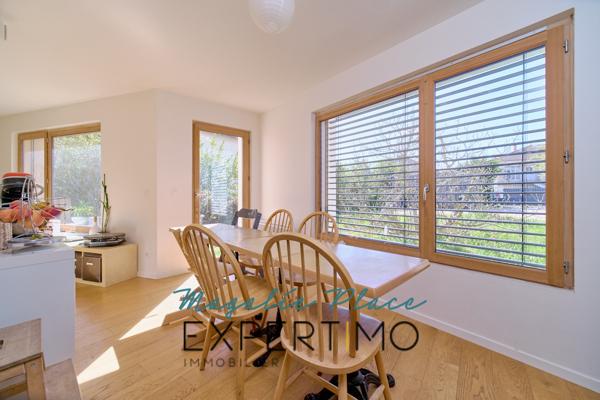 Bron (69500) Rare en maison HPE construite en 2014 à 30 minutes de lyon Bellecour