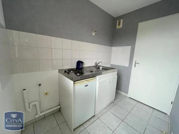 Appartement à louer 3 pièces 54.15m² Alençon (61000)