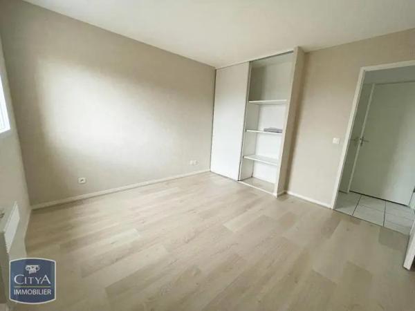 Appartement à louer 3 pièces 54.15m² Alençon (61000)