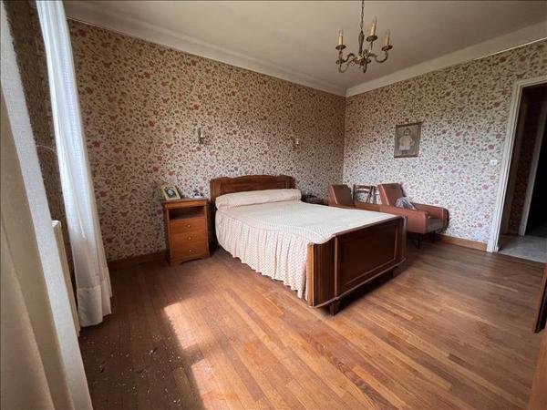 Maison à vendre |  Saint-Girons |  7 pièces | 204 m²