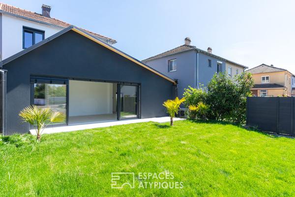 Maison dans années 50 et son extension contemporaine