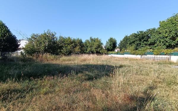 Terrain à vendre    Bassens