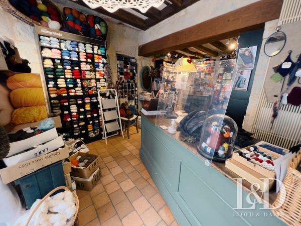 Immeuble commercial en centre-ville.