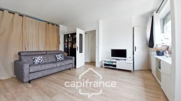 Le Perreux sur Marne- A vendre appartement 2 pièces-Lumineux- bien agencé -2ème étage-Proche bords de Marne- Cave