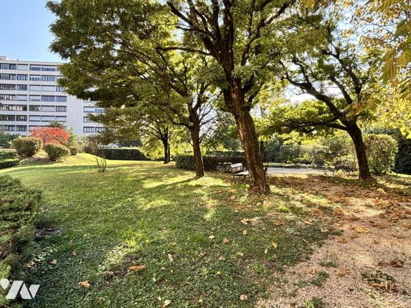 Echirolles, 4p+C dernier etage, terrasse, parking + garage (en sus)