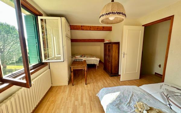 Maison à vendre    6 pièces • 167 m2 Mornant