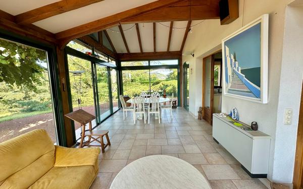 Maison à vendre    6 pièces • 167 m2 Mornant