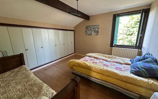 Maison à vendre    6 pièces • 167 m2 Mornant