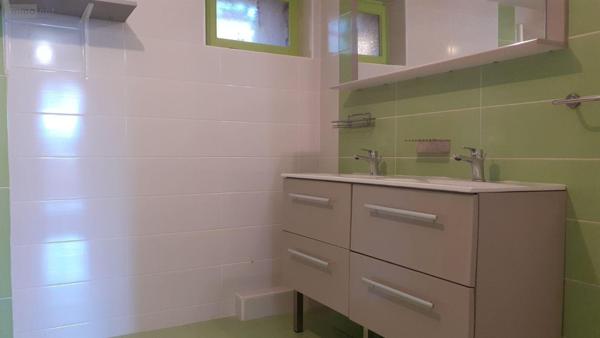 Maison à louer à Champeaux en Ille-et-Vilaine (35500), ref : 35131-246