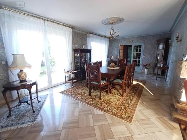 Maison à vendre à Loudéac dans les Côtes-d'Armor (22600), ref : 22110-2164