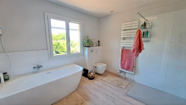 Maison à vendre à Les Salles-Lavauguyon (87440) - Haute-Vienne