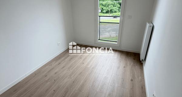 Location Appartement 4 pièces 80.42 m² - Châtenay-malabry 92290