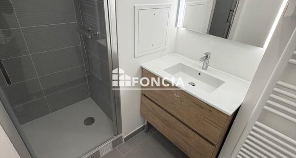 Location Appartement 4 pièces 80.42 m² - Châtenay-malabry 92290