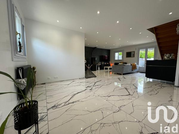 Maison à vendre 6 pièces 136 m² Moret-Loing-et-Orvanne