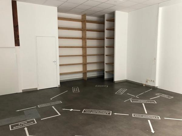 Dpt Rhône (69), à louer LYON 1ER Local commercial de 35m2 rue des capucins