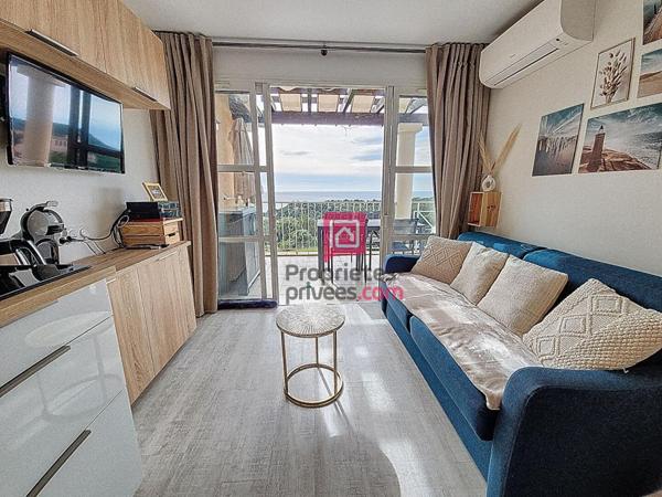 CAP ESTEREL- Appartement 2 pièces VUE MER- Terrasse et Parking