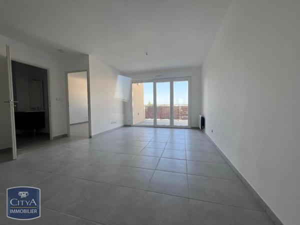 Appartement à louer 2 pièces 39.9m² Arles (13200)