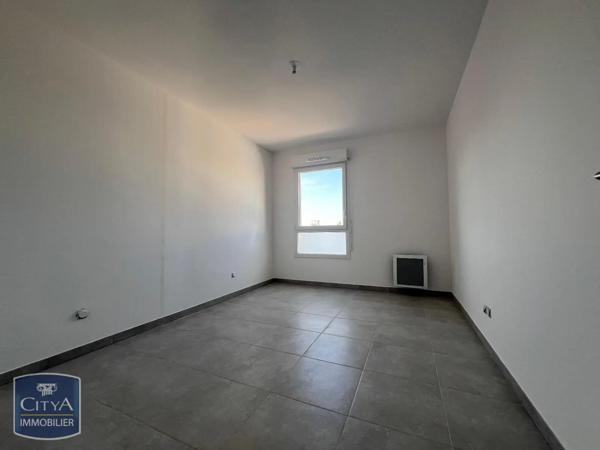 Appartement à louer 2 pièces 39.9m² Arles (13200)