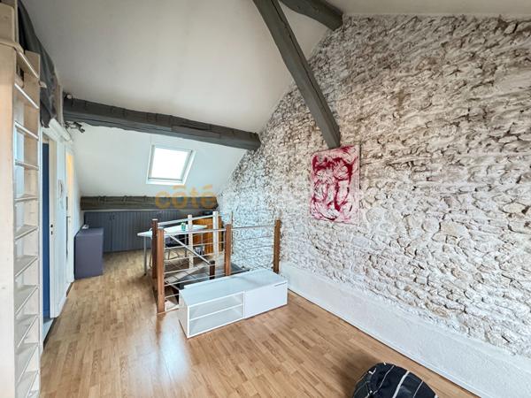 Vente
                Appartement68,68 m² - 2 Pièces -
                    ORLEANS (45000)