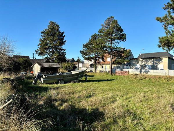 Vente Terrain1221 m² - AGON COUTAINVILLE (50230)