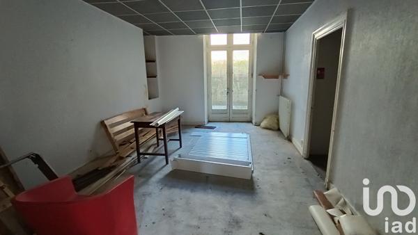 Immeuble à vendre 200 m² Barbezieux-Saint-Hilaire