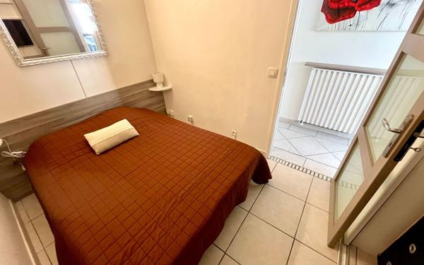 Appartement à vendre    2 pièces • 32 m2 Le Cannet