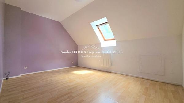 PROCHE EPERNON MAINTENON - RAVISSANTE MAISON FAMILIALE de 155 m² - 5 CHAMBRES