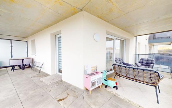 Appartement à vendre    3 pièces • 72 m2 Talange