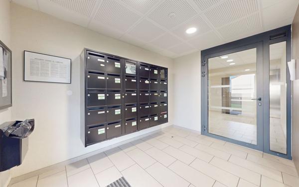 Appartement à vendre    3 pièces • 72 m2 Talange