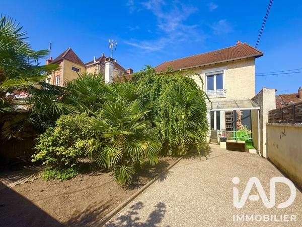 Maison à vendre 8 pièces 208 m² Cosne-Cours-sur-Loire