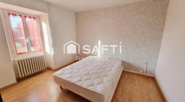 Maison de 154m2 sur un terrain de 1243m2