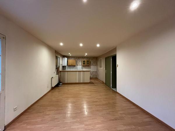 A LOUER APPARTEMENT PROCHE CENTRE VILLE DE ST QUENTIN 02100