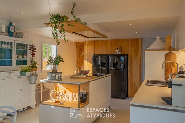 Maison triplex vue mer avec piscine, plage et commerces à pied