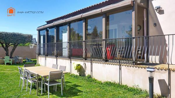 Maison individuelle de plain-pied avec jardin idéale famille