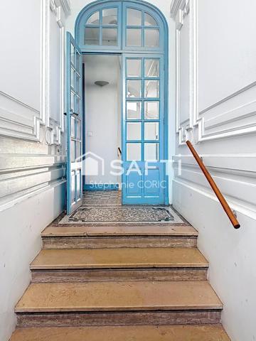 CENTRE VILLE - DERNIER ÉTAGE - 3 PIÈCES 49 m²