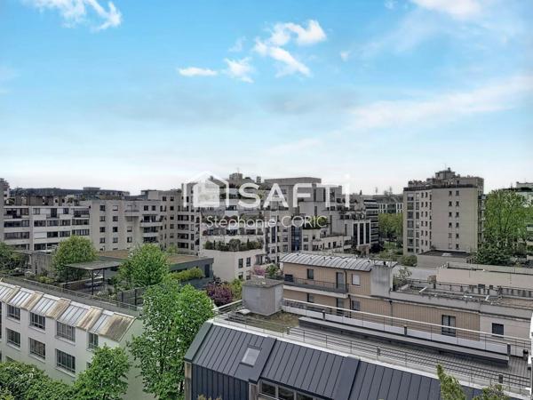 CENTRE VILLE - DERNIER ÉTAGE - 3 PIÈCES 49 m²