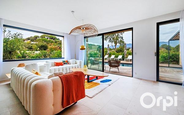 Maison à vendre    4 pièces • 107,50 m2 Porto-Vecchio