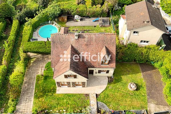 Maison 7 pièces - 160 m² Exclusivité efficity