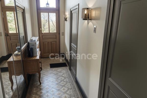 Maison à vendre CHAMPS SUR YONNE (89) Magnifique propriété de 272 m² 6 Chambres Piscine Terrain de 4800 m2
