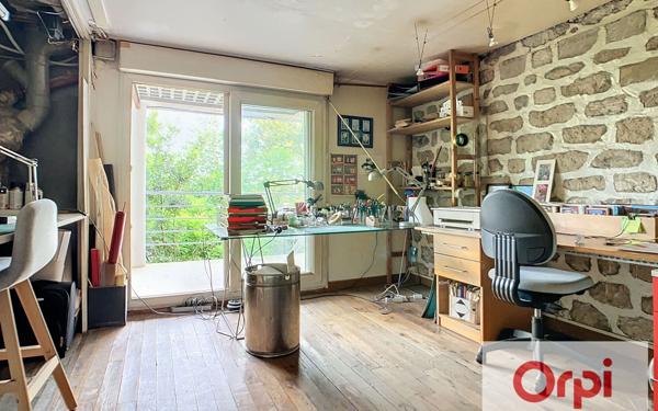 Maison à vendre    6 pièces • 198 m2 Issy-les-Moulineaux