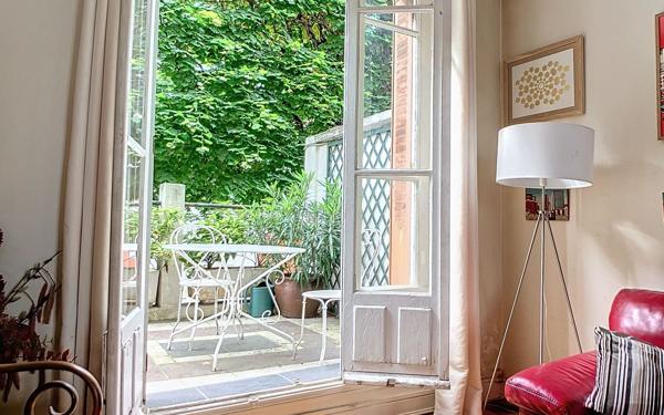 Maison à vendre    6 pièces • 198 m2 Issy-les-Moulineaux