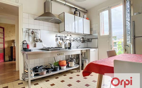 Maison à vendre    6 pièces • 198 m2 Issy-les-Moulineaux