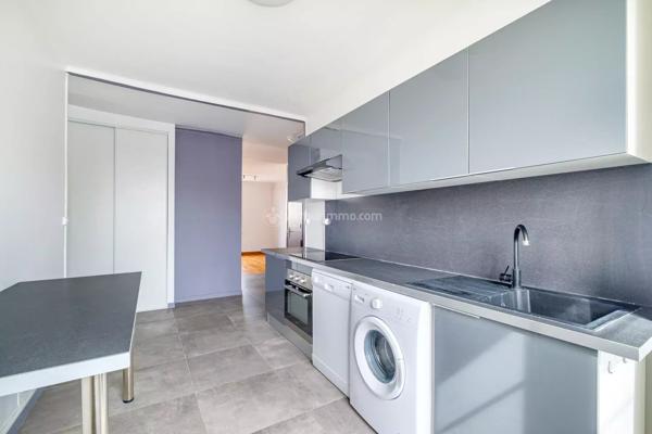 Vente                                                      Appartement
                        
                     2 pièces                      55 m2                     à Villeurbanne