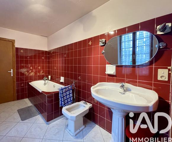 Maison à vendre 7 pièces 200 m² Lacapelle-Marival