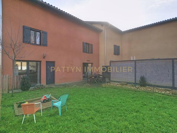 Sainte-Euphémie (01600) Maison de village rénovée 147 m² – DPE B – Écoles à pied – Sainte-Euphémie