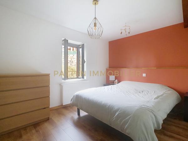 Sainte-Euphémie (01600) Maison de village rénovée 147 m² – DPE B – Écoles à pied – Sainte-Euphémie