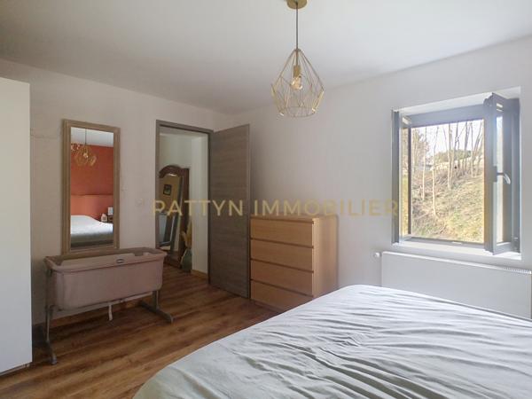 Sainte-Euphémie (01600) Maison de village rénovée 147 m² – DPE B – Écoles à pied – Sainte-Euphémie