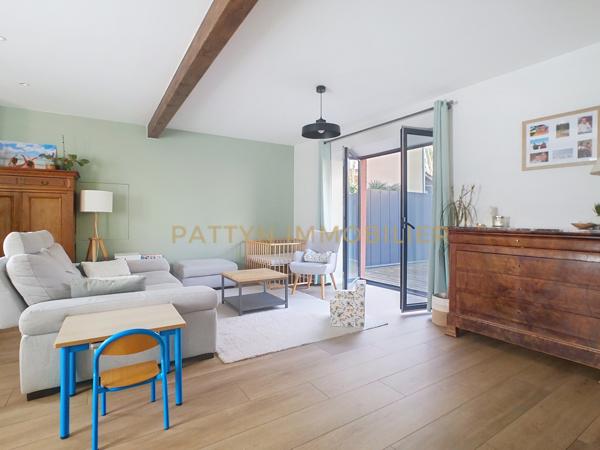 Sainte-Euphémie (01600) Maison de village rénovée 147 m² – DPE B – Écoles à pied – Sainte-Euphémie