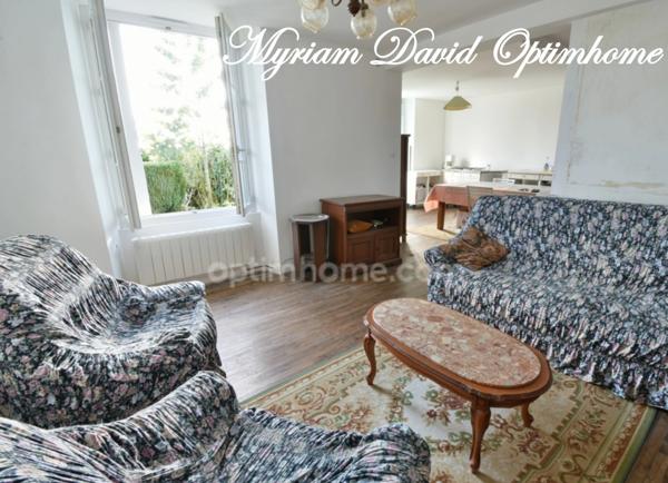 Charmante maison 2 chambres avec jardin à ROSTRENEN (22)